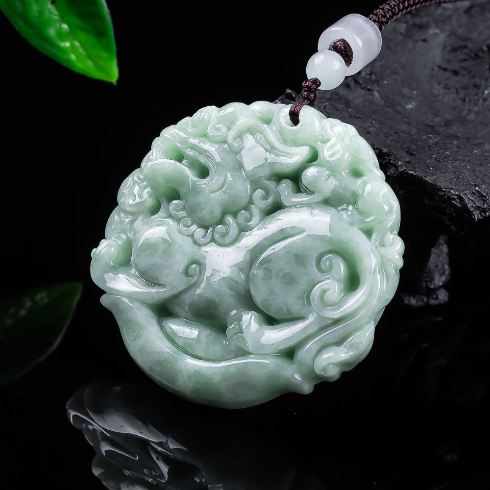 Women'S Accessories Designer - Colar com Pingente Pixiu de Jadeíta