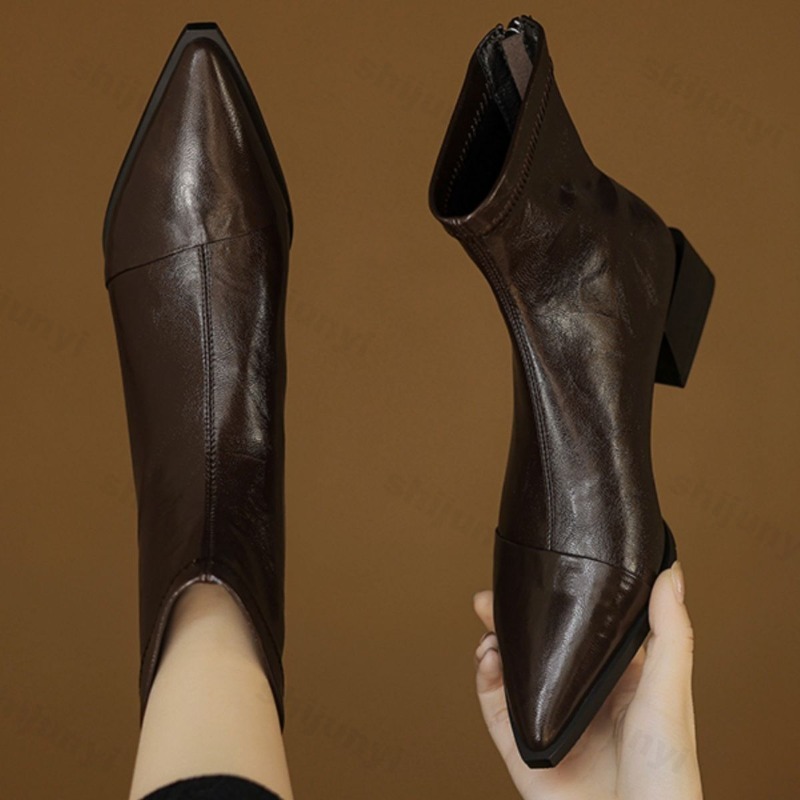 Mulheres apontou botas curtas  - Women'S Accessories Trends 2025 avaliação e preço